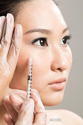 photodune-4828067-chinese-woman-receiving-a-botox-injection-xs